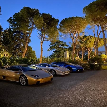 Boutique Hotel Villa Monty Banks Cesena Eksteriør billede
