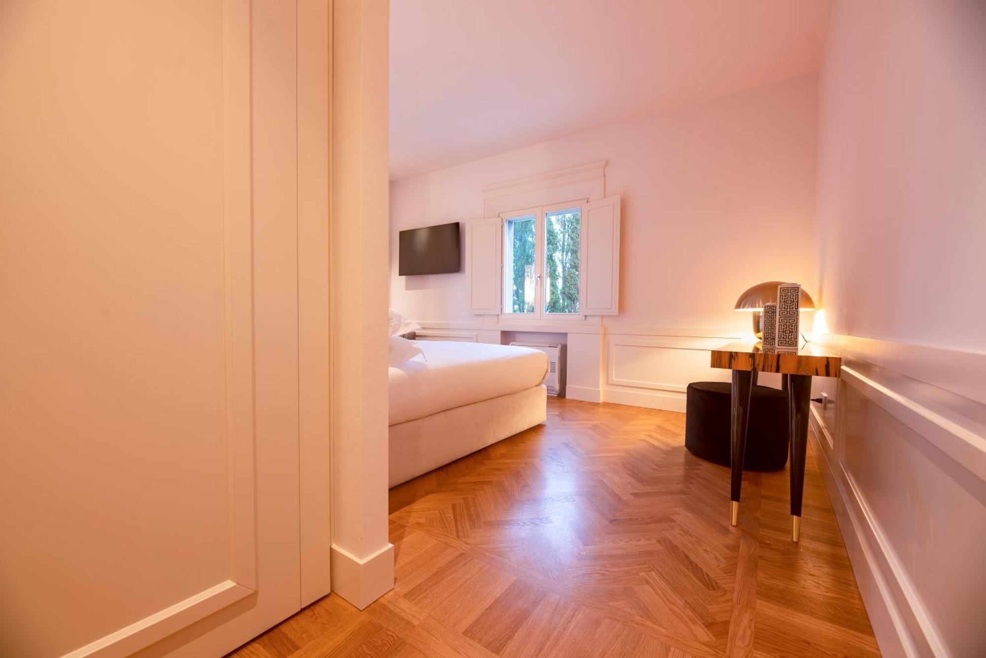 Boutique Hotel Villa Monty Banks Cesena Eksteriør billede